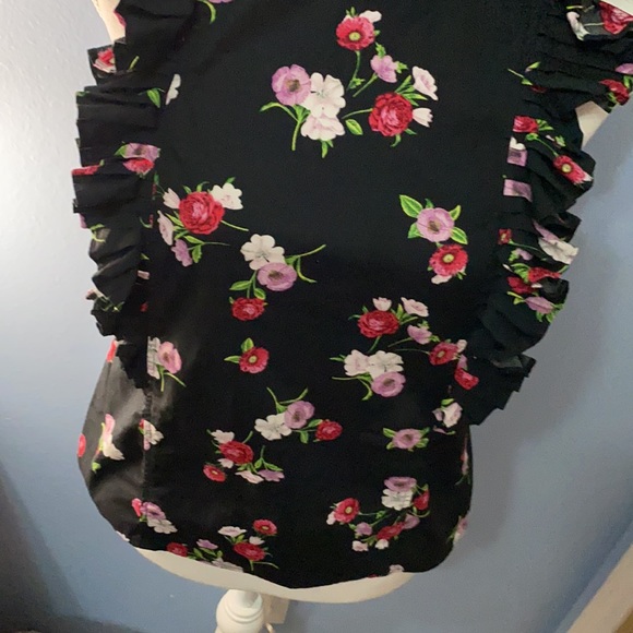 EXPRESS Black Ruffle Sleeveless Top - Floral Size Small - Picture 5 of 9